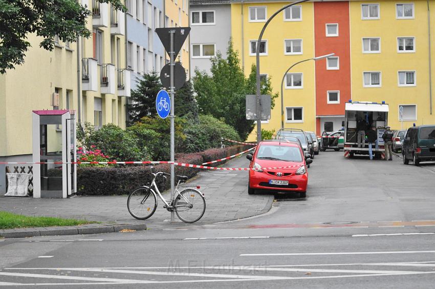 Kofferbombe entschaerft Koeln Graeffstr Subbelratherstr P028.JPG